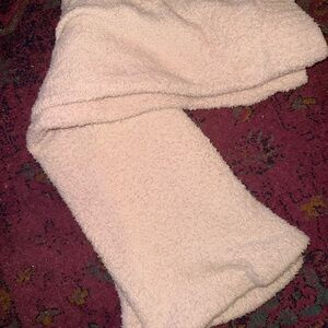 Cozy Cream Fleece Blanket